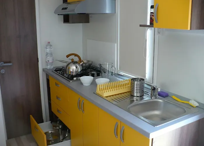 Victoria Mobilehome In 홀리데이파크 브르사르